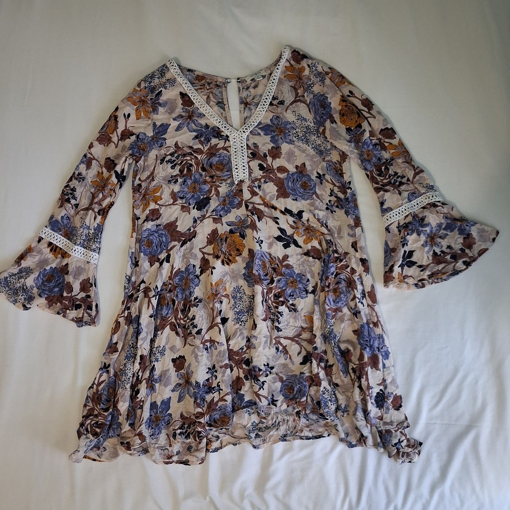 Umgee USA Floral Tunic Dress Medium Boho Crochet Lace V-Neck Bell Sleeve Blue - Picture 13 of 15